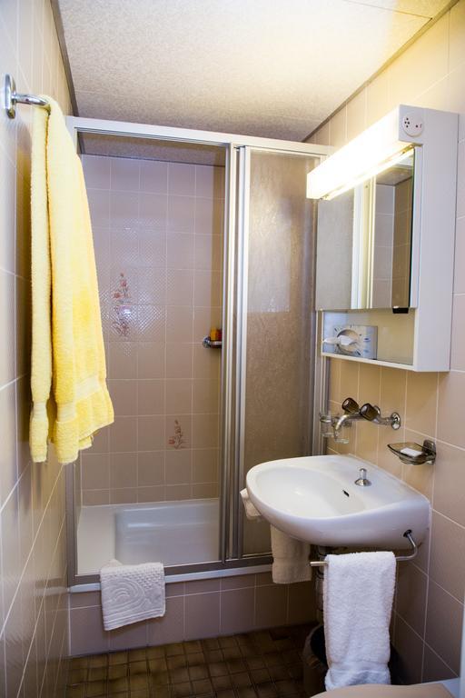 Hotel De Bahyse Blonay Luaran gambar