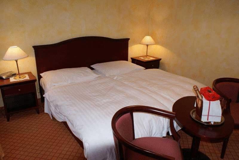 Hotel De Bahyse Blonay Luaran gambar