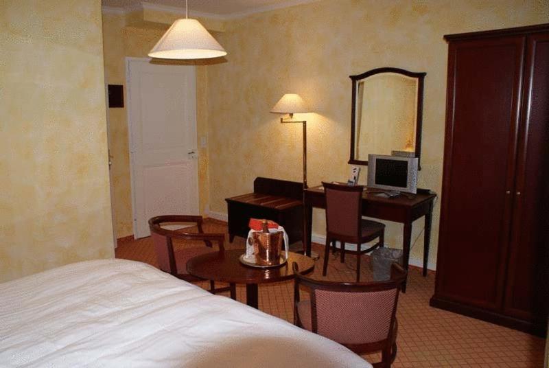 Hotel De Bahyse Blonay Luaran gambar